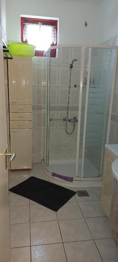 Berek Vendeghaz Fonyod Apartment ภายนอก รูปภาพ