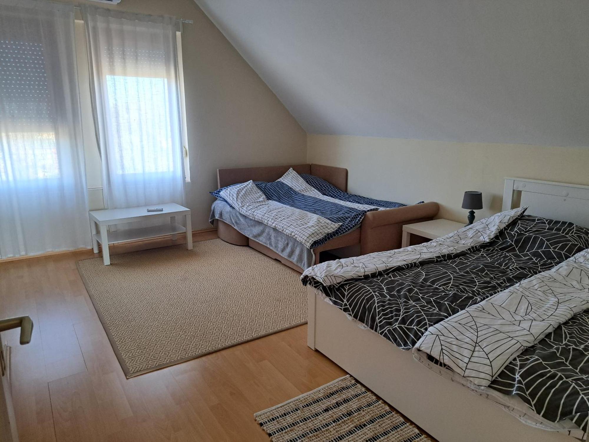 Berek Vendeghaz Fonyod Apartment ภายนอก รูปภาพ